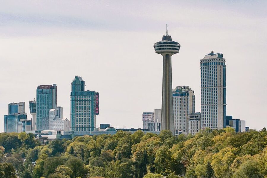 Niagara Falls, ON: Helicopter Ride with Boat & Skylon Lunch - A practical look at the $305 price