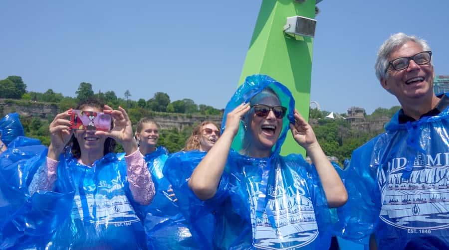 Niagara Falls USA: Boat Tour & Helicopter Ride with Transfer - Key reasons this tour works