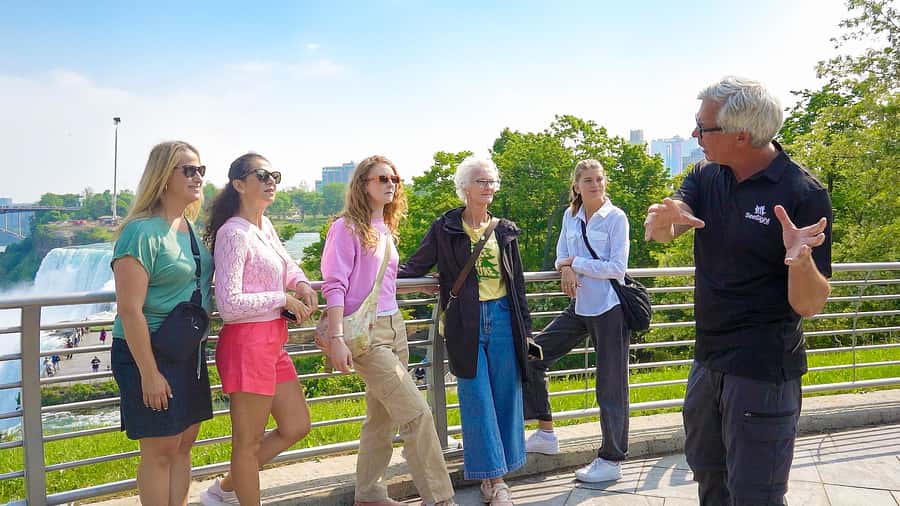 Niagara Falls USA: Boat Tour & Helicopter Ride with Transfer - Prospect Point and the Maid of the Mist