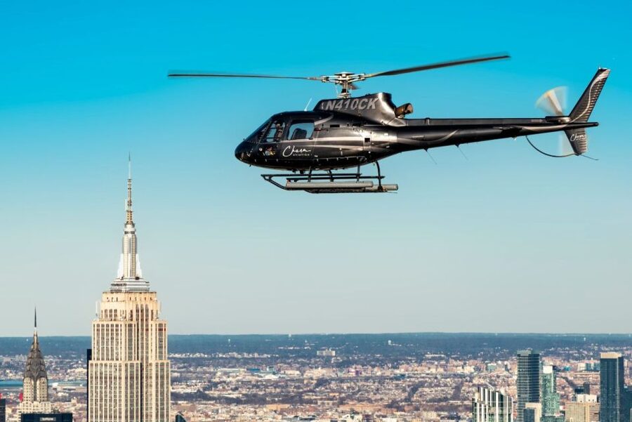 NYC: Big Apple Helicopter Tour - The Hudson River and Statue of Liberty