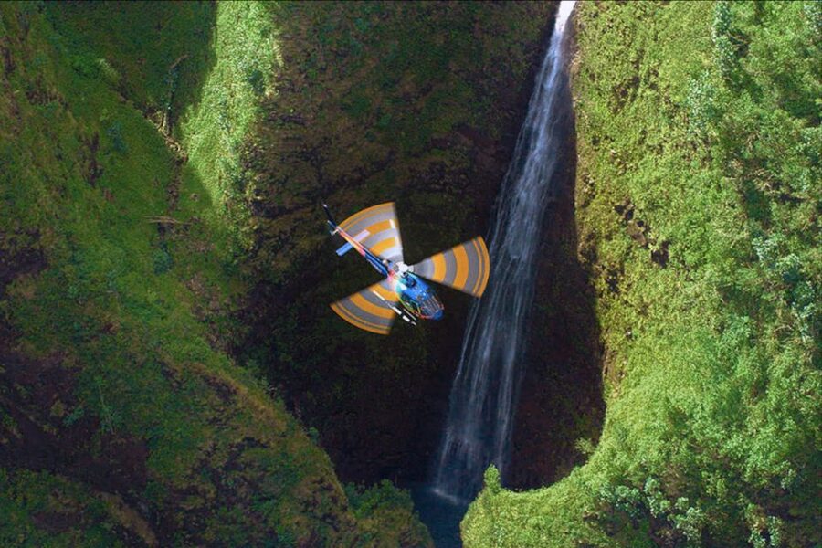 Oahu: Helicopter Tour with Doors On or Off - From Honolulu Harbor to Waikiki and Diamond Head