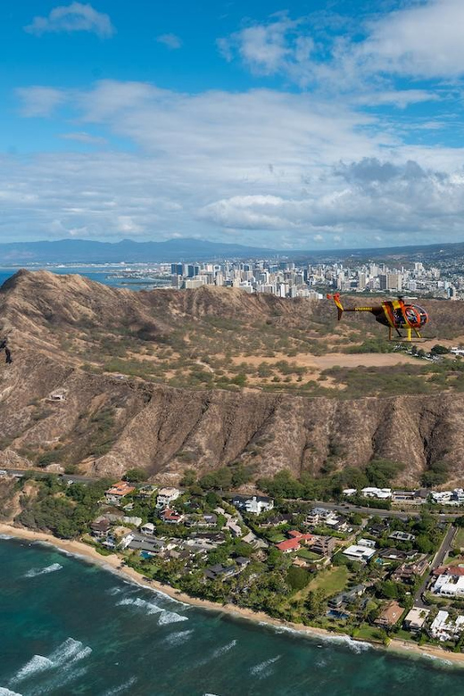 Oahu: Magnum P.I. Doors-Off Helicopter Tour - Pearl Harbor and the return to Magnum Helicopters