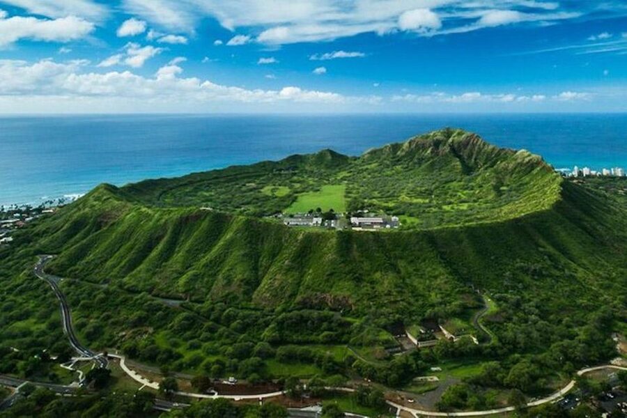 Oahu: Waikiki 20-Minute Doors On / Doors Off Helicopter Tour - Diamond Head And Punchbowl Crater