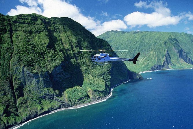 Oceanfront Landing 75-Minute Event Helicopter Tour - Crossing West Maui’s ridges