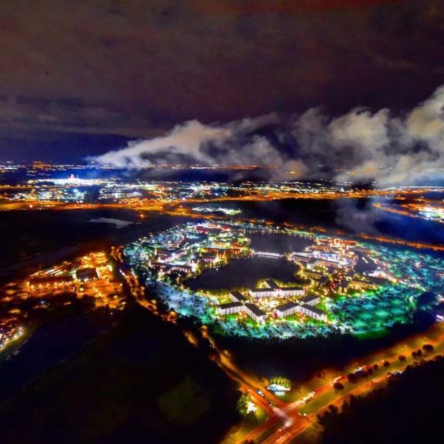 Orlando: Theme Parks After-Hours Private Helicopter Flight - Sunset, fireworks, and photography