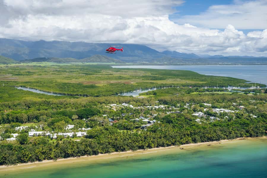 Port Douglas: Great Barrier Reef 30-Minute Helicopter Flight - Low Isles from the air