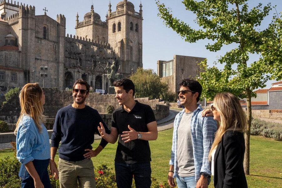 Porto: Helicopter Ride, Guided Walking Tour & River Cruise - Porto from three angles