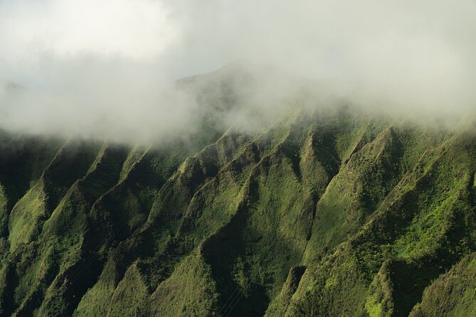 Private 60 Minutes Helicopter Tour in Honolulu - Central Oahu, Pearl Harbor, and the Arizona Memorial