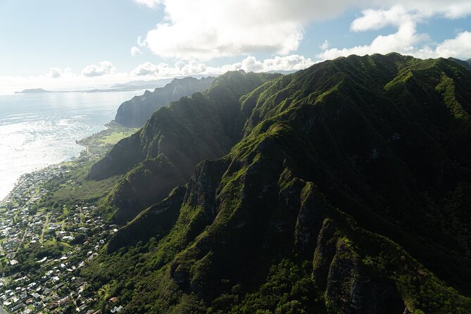 Private 60 Minutes Helicopter Tour in Honolulu - The southeastern coast: Hanauma Bay to Makapuu Point