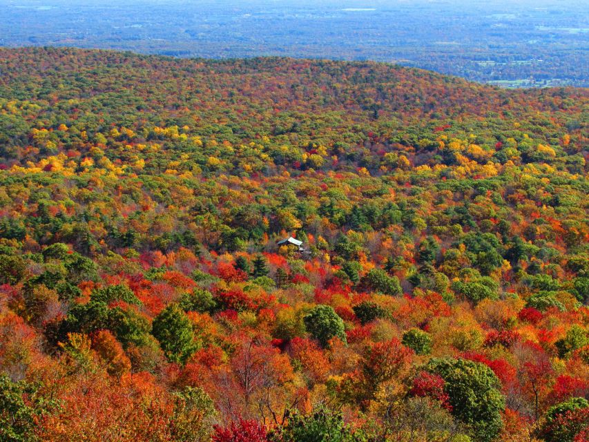 Private Fall Foliage Helicopter Tour of the Hudson Valley - White Plains, Castle-on-Hudson, and the first views