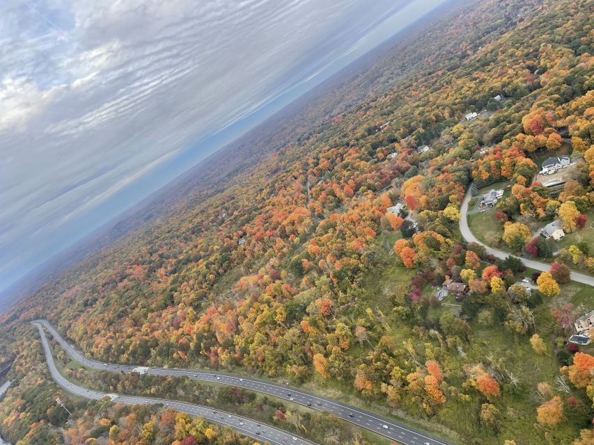 Private Fall Foliage Helicopter Tour of the Hudson Valley - Sleepy Hollow, Tarrytown Lighthouse, and the Tappan Zee Bridge