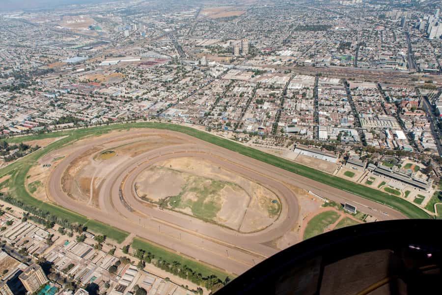 Private Helicopter Tour above Santiago with hotel transport - Thirty minutes above the city