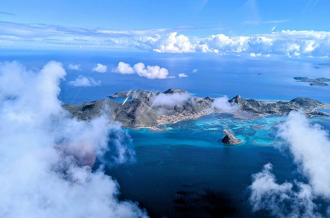 Private Helicopter Tour Grenada - Beaches, mountains, and coastal villages