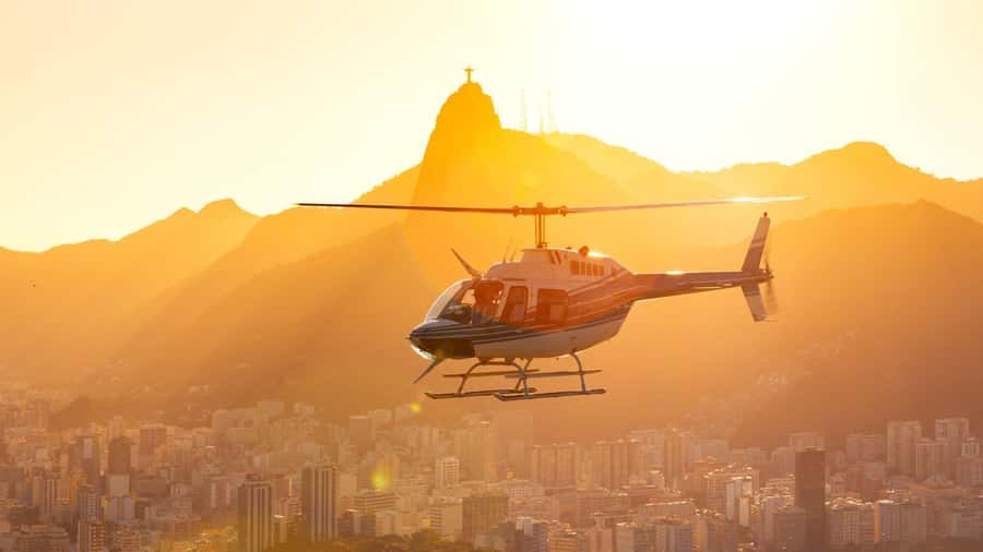 Private Helicopter tour - Rio de janeiro in 30min - Rodrigo de Freitas Lagoon from above