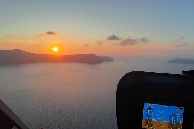 Private Helicopter Tour Santorini 20 minutes - up to 4 passengers - A private helicopter for up to four people