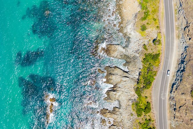 Private Helicopter Tour to 12 Apostles & Great Ocean Road - The ground stop: 12 Apostles and Apollo Bay details