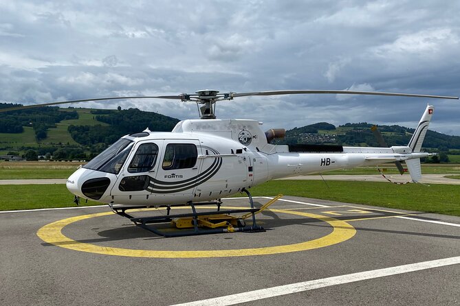 Private helicopter tour to the Swiss Alps - see the Eiger, Monch and Jungfrau - Looking toward the Eiger, Mönch, and Jungfrau