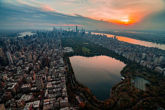 Private Romantic NYC Helicopter Scenic Charter with Champagne - A private flight with a very high price tag