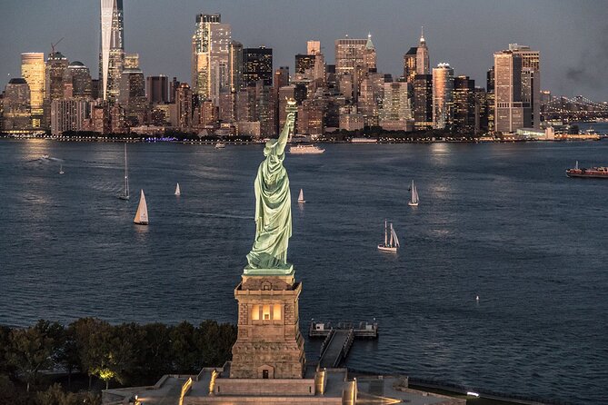 Private Romantic NYC Helicopter Scenic Charter with Champagne - Champagne in a helicopter cabin