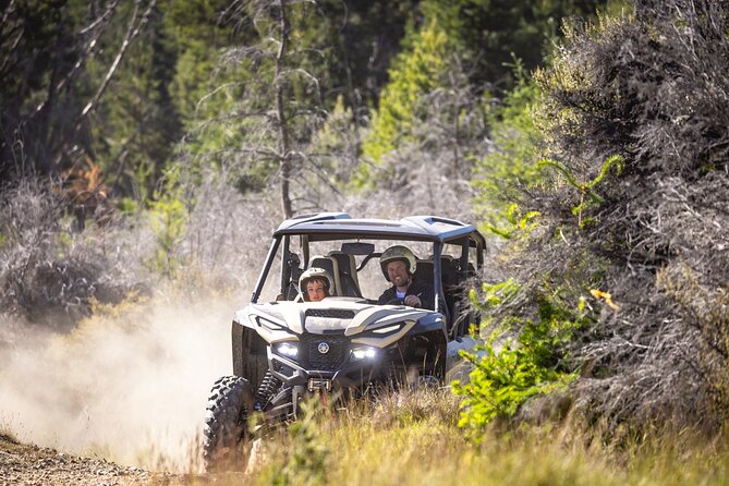 Queenstown Heli-Snowmobiling Adventure - Riding your own machine on the Garvie Plateau