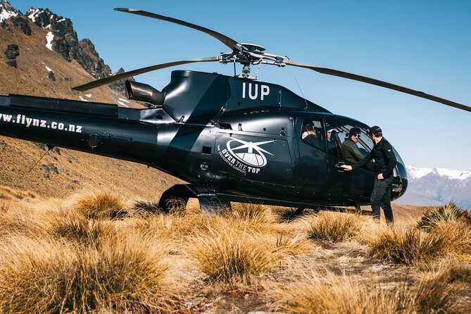 Queenstown Memories Helicopter Flight - Why Lake Wakatipu looks different from above
