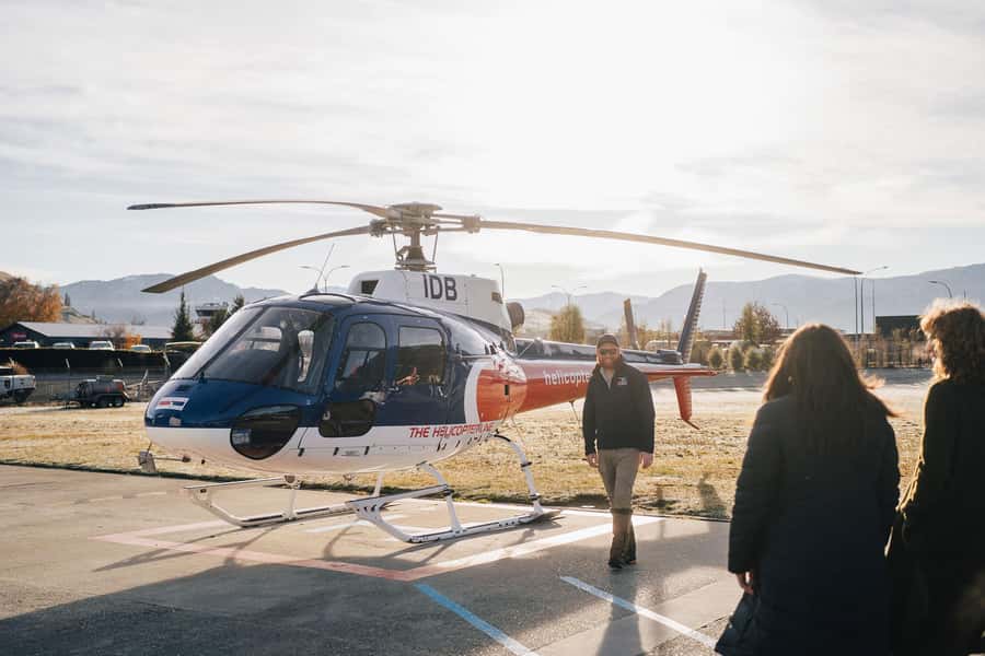 Queenstown: Pilot's Choice Helicopter Tour & Alpine Landing - Why this short flight works so well in Queenstown