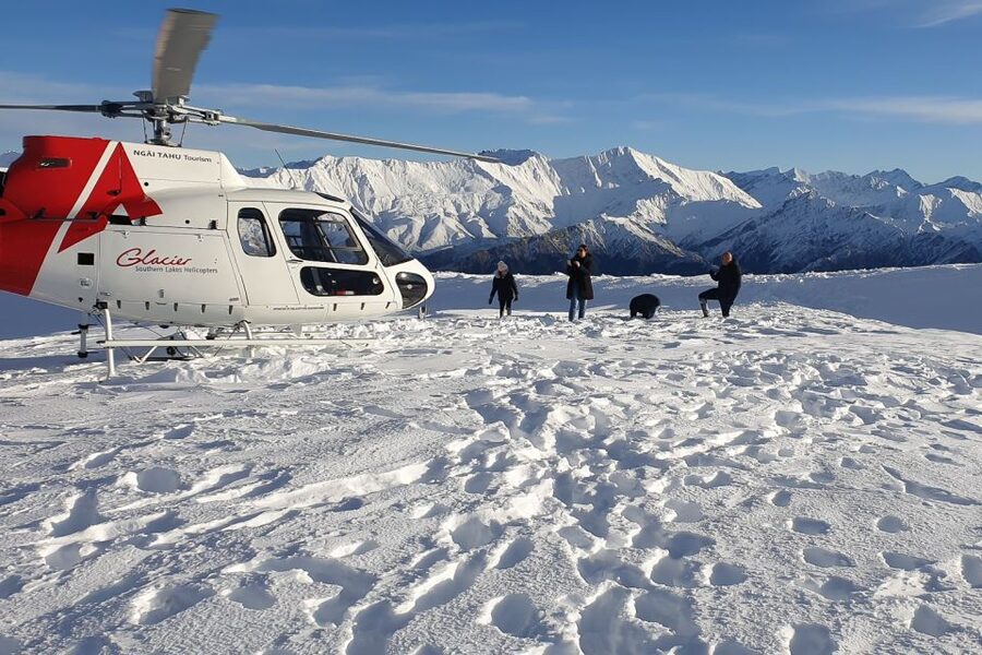 Queenstown: Scenic Alpine Heli-Flight - Weather, seasons, and the flexible route