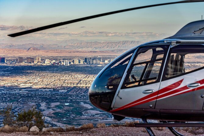 Red Rock Canyon Helicopter Tour with Landing and Champagne Toast - Daytime or sunset: choosing the right departure