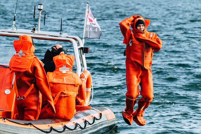 Redrib Boat and Helicopter Experience in Helsinki - The archipelago snack and island pause