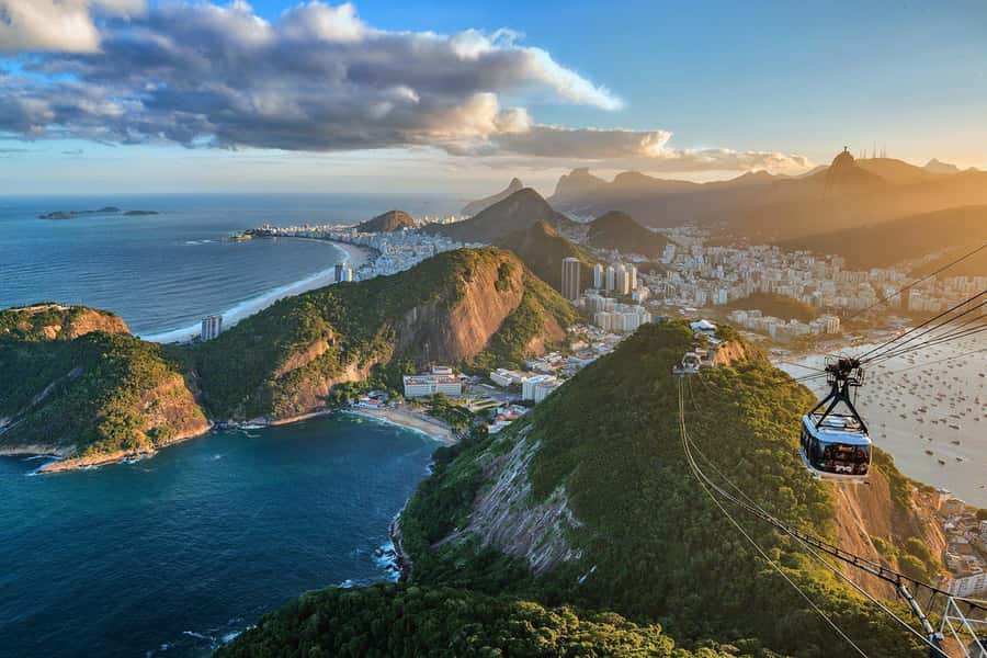 Rio de Janeiro: 30-Min Helicopter Ride with Transfers - The flight route: Corcovado, Christ the Redeemer, and Sugarloaf