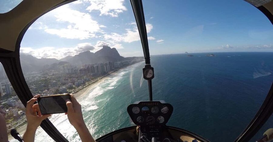 Rio de Janeiro: 30-Min Helicopter Ride with Transfers - Photos, video, and what the flight feels like