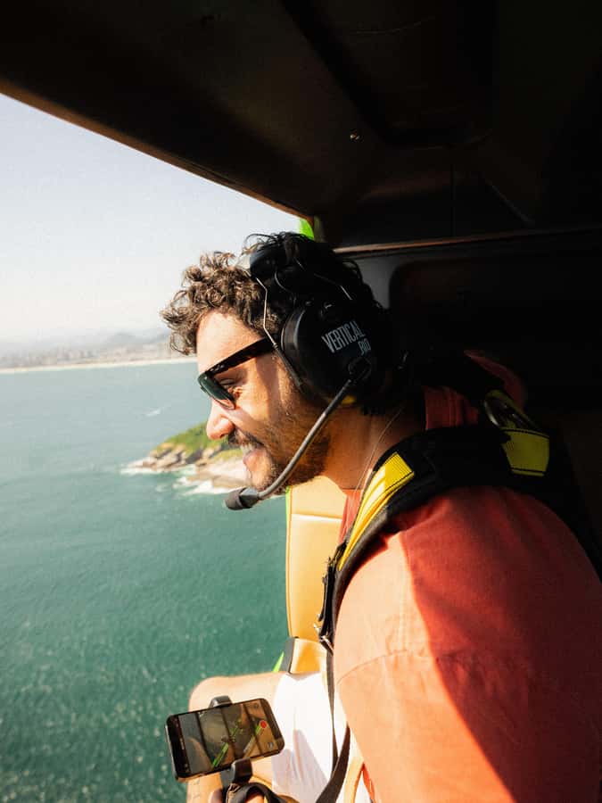 Rio de Janeiro: Doors-off 30-min helicopter tour - A doors-off view of Rio de Janeiro