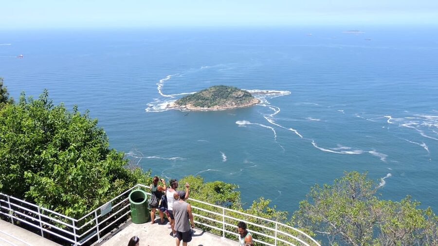 Rio de Janeiro: Sugar Loaf with Lunch and Helicopter Flight - The nine-minute helicopter flight