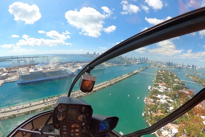 Romantic Miami Helicopter Tour with Champagne - Vizcaya Museum and Gardens from the air