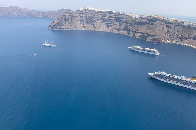 Santorini Helicopter Sightseeing 20 min - Single Tickets - Nea Kameni and the volcanic heart of Santorini
