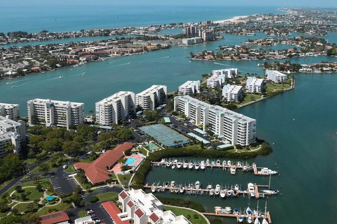 See All of Gorgeous Tampa Bay by Helicopter - Wildlife, weather, and the limits of an aerial tour