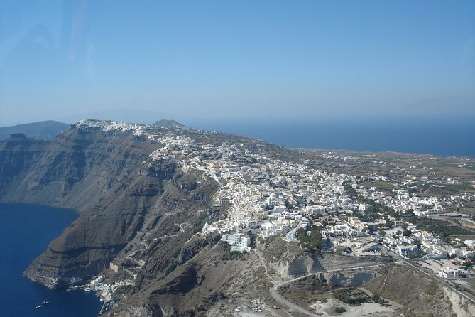 Shared Helicopter Tour Santorini 20 minutes - 2 passengers - What this Santorini helicopter flight really offers