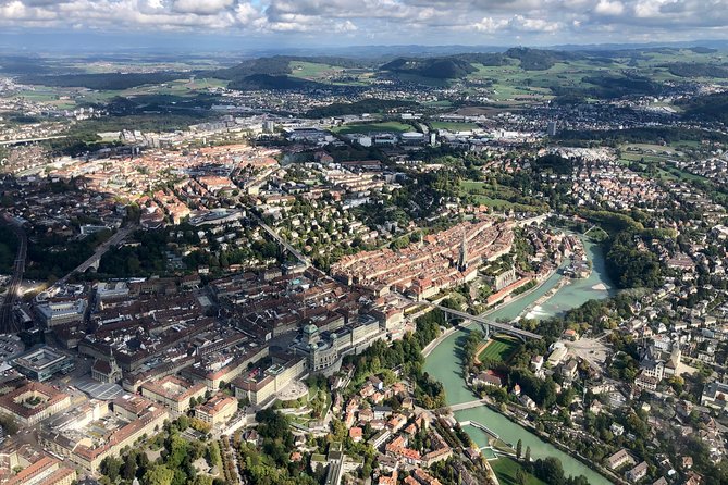 Swiss Capital city helicopter sightseeing tour - the ideal flight to see Berne - Seeing Bern’s old town in one clean sweep