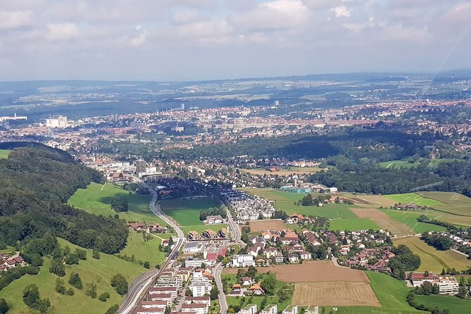 Swiss Capital city helicopter sightseeing tour - the ideal flight to see Berne - Pilot commentary and the feel of the flight