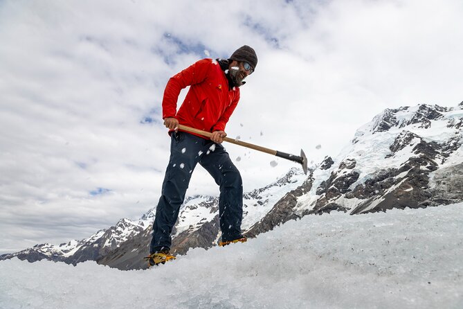 Tasman Glacier Heli-Hike Tour from Queenstown - What the guides add to the day