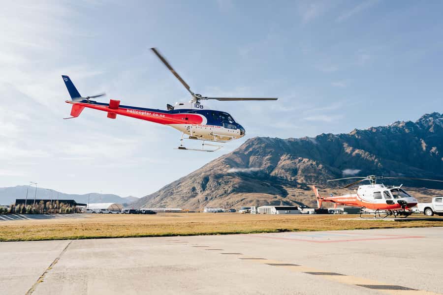 The Grand Circle 35-Minute Helicopter Tour & Alpine Landing - From your hotel to the airport base