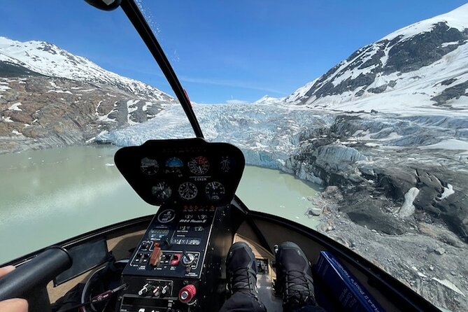 The Sea to Sky Helicopter Sightseeing Tour - Black Tusk Peak and the glacier stop
