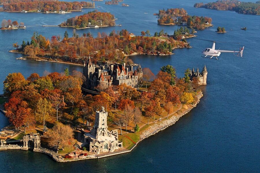 Thousand Islands: Helicopter Tour with Cider Mill and Lunch - Should you book this Thousand Islands experience?