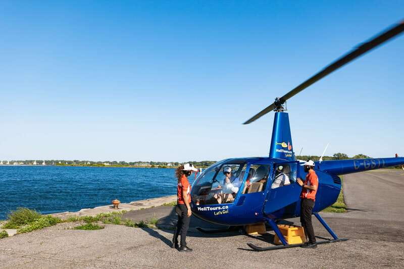 Toronto: City Sightseeing Helicopter Tour - The flight path above Toronto