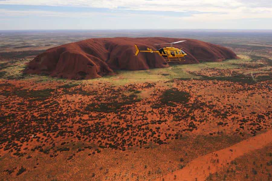 Uluru 15-Minute Helicopter Experience - From your hotel to Ayers Rock Airport