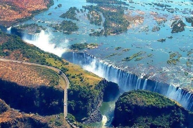 Victoria Falls Helicopter Tour with Guide - Chikopokopo Helicopters and the safety briefing