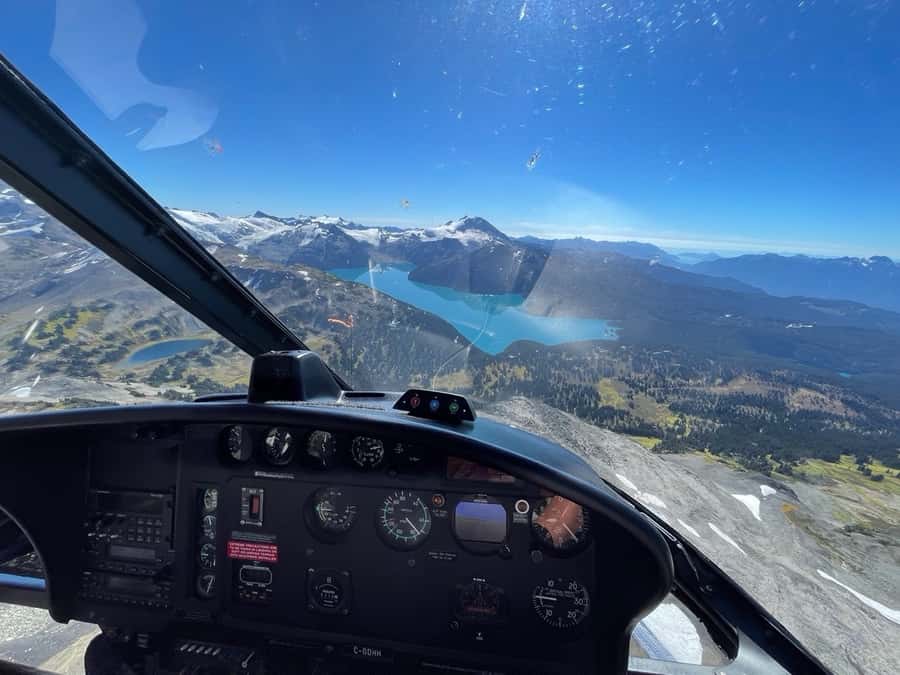 Whistler: Glacier Helicopter Tour over Wedge Mountain - A short flight with a big view