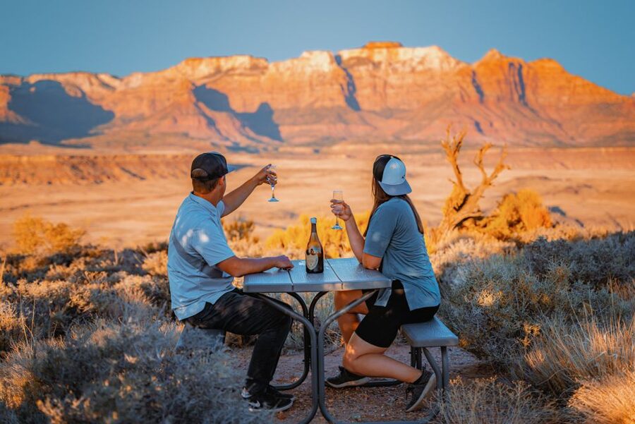 Zion National Park, Canaan Cliffs: Extended Helicopter Tour - Rising above Zion’s red rock